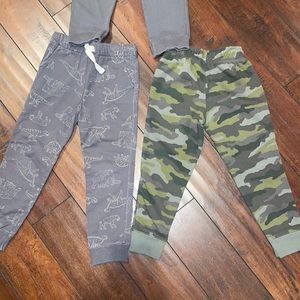 Boy pants size 4T from carters and cat and jack